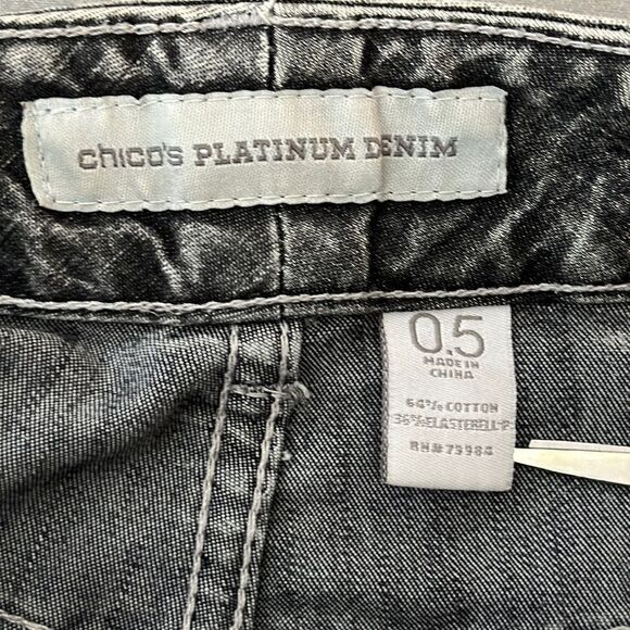 Chico’s Bootcut Jeans Size 0.5 (6) Ultimate Fit Barely Flare Denim - Picture 12 of 16